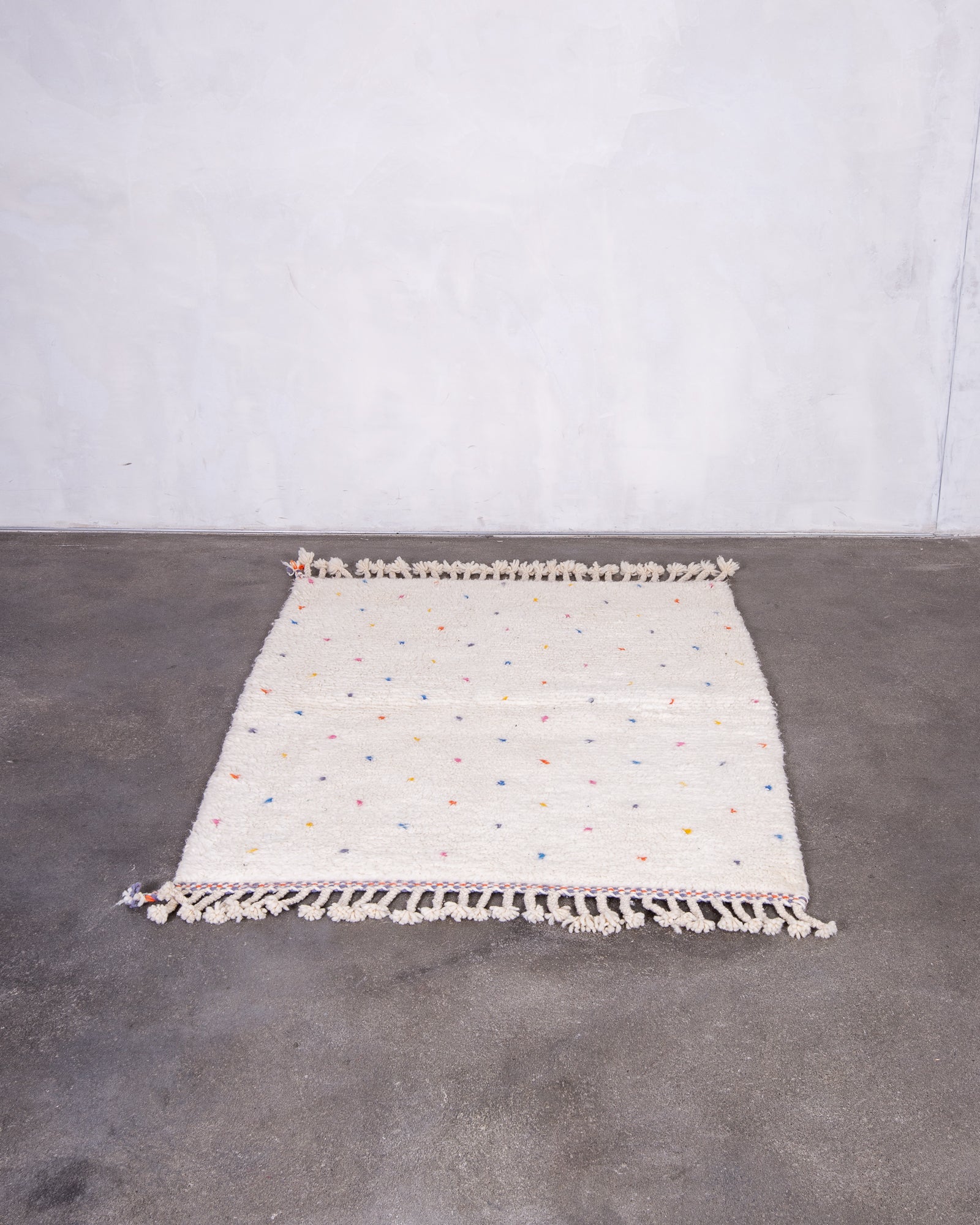 Modern designer handcrafted Berber rug from morocco Beniourain with beautiful colors and patterns